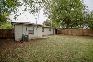7704 Carlos St, White Settlement, TX 76108 - Photo 17