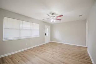 7704 Carlos St, White Settlement, TX 76108 - Photo 5