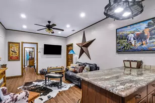 1007 Marigold Ct, Granbury, TX 76049 - Photo 23