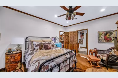 1007 Marigold Court, Granbury, TX 76049 - Photo 11