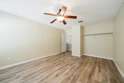 2001 Barton Springs Drive, Corinth, TX 76210 - Photo 25