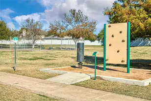 4712 N Cascades St, Fort Worth, TX 76137 - Photo 37