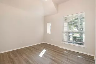 9732 Hedge Bell Dr, McKinney, TX 75072 - Photo 5