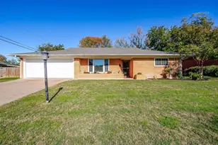 5805 Circular Dr, North Richland Hills, TX 76117 - Photo 39