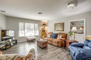 5805 Circular Dr, North Richland Hills, TX 76117 - Photo 5