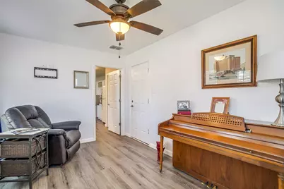 5805 Circular Drive, North Richland Hills, TX 76117 - Photo 27