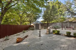 4402 Spring Garden Dr, Arlington, TX 76016 - Photo 9