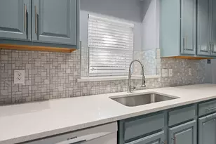 4402 Spring Garden Dr, Arlington, TX 76016 - Photo 5