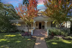 903 N College St, McKinney, TX 75069 - Photo 1