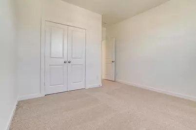 4524 Hogans Alley Drive, Arlington, TX 76001 - Photo 17