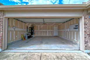 704 Rivers Creek Ln, Little Elm, TX 75068 - Photo 15