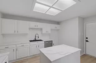 4009 La Costa Ct, Irving, TX 75038 - Photo 3