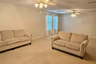 930 Dunkirk Ln, Arlington, TX 76017 - Photo 3