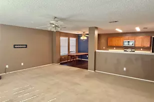 930 Dunkirk Ln, Arlington, TX 76017 - Photo 7