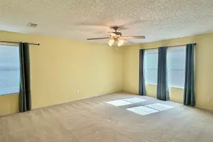 930 Dunkirk Ln, Arlington, TX 76017 - Photo 13