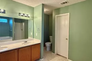 930 Dunkirk Ln, Arlington, TX 76017 - Photo 17