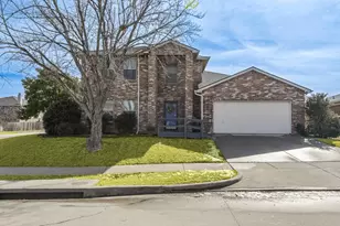 930 Dunkirk Ln, Arlington, TX 76017 - Photo 35
