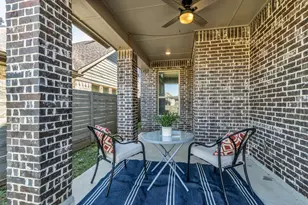 704 8th St, Argyle, TX 76226 - Photo 37