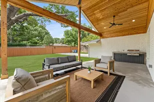 7210 Baxtershire Dr, Dallas, TX 75230 - Photo 3