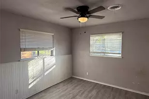 1513 Lawdwin Ave, Bridgeport, TX 76426 - Photo 17