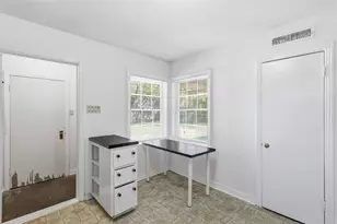 1822 W Hickory St, Denton, TX 76201 - Photo 13