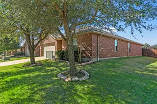 716 Harrison Ln, Lavon, TX 75166 - Photo 3