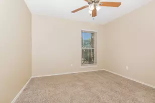 2015 Robin Hill Ln, Carrollton, TX 75007 - Photo 21