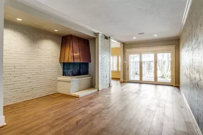 6754 E Northwest Highway, Dallas, TX 75231 - Photo 3