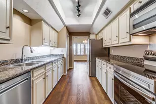 6754 E NW Hwy, Dallas, TX 75231 - Photo 13