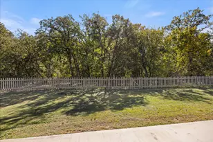 6705 Forest Oaks Ct, Granbury, TX 76049 - Photo 27
