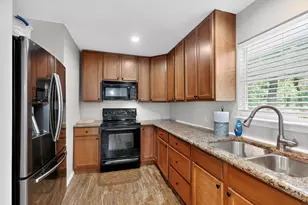 2895 Honey Bee Ln, Wills Point, TX 75169 - Photo 11