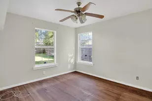 2041 W Colorado Blvd, Dallas, TX 75208 - Photo 15