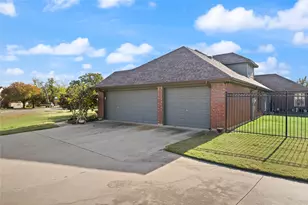 2021 Running Brook Dr, Joshua, TX 76058 - Photo 39