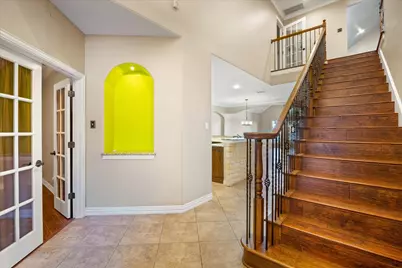 603 N Avalon Court, Granbury, TX 76048 - Photo 5