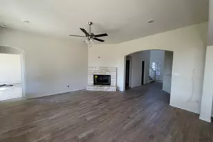 1116 Trinity Dr, Springtown, TX 76082 - Photo 3