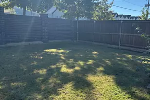 2105 Alamandine Ave, Aubrey, TX 75078 - Photo 21