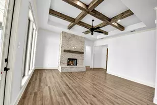 10016 Valley Oak Way, Springtown, TX 76082 - Photo 7