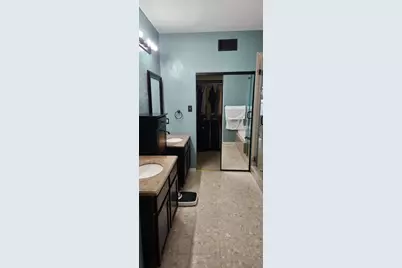 809 Forest Hollow Drive, Hurst, TX 76053 - Photo 15