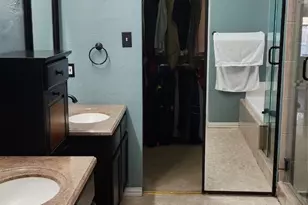 809 Forest Hollow Dr, Hurst, TX 76053 - Photo 15