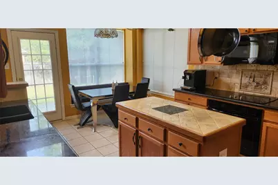 809 Forest Hollow Drive, Hurst, TX 76053 - Photo 13