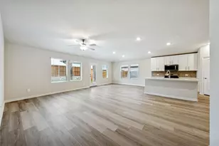 2221 Horseshoe Ln, Dallas, TX 75159 - Photo 3