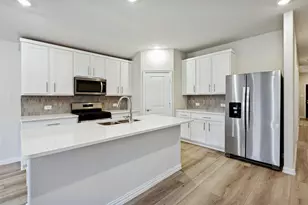 2221 Horseshoe Ln, Dallas, TX 75159 - Photo 1