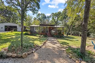 80 Louisiana Ave, Pottsboro, TX 75076 - Photo 1