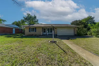 1818 Hillcrest Drive, Irving, TX 75062 - Photo 1
