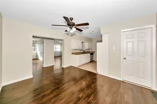 1818 Hillcrest Dr, Irving, TX 75062 - Photo 3