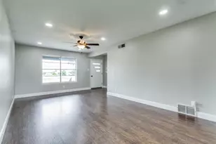 925 W Lucas Rd, Lucas, TX 75002 - Photo 13