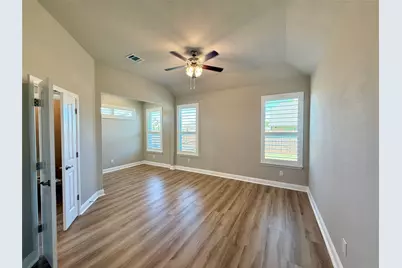 3476 Evergreen Way, Grand Prairie, TX 76065 - Photo 9