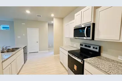 3016 Pecan Farm Lane, Fort Worth, TX 76140 - Photo 3