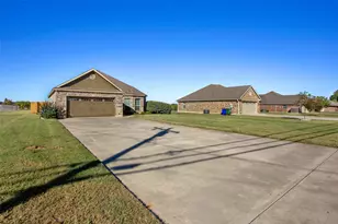 627 Bois D Arc St, Whitesboro, TX 76273 - Photo 5