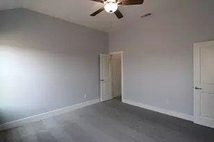 2055 Angelina Dr, Dallas, TX 75212 - Photo 21